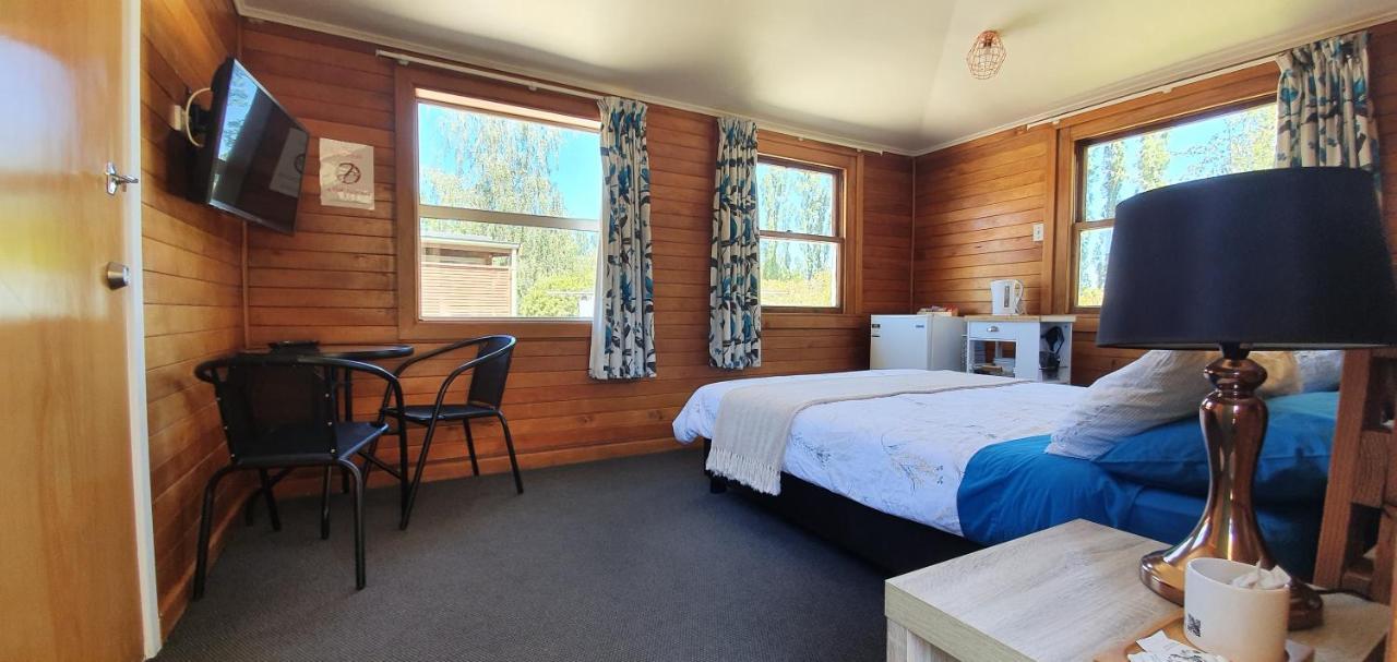 Waiau Motor Camp & Cabins Екстериор снимка