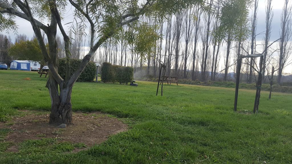 Waiau Motor Camp & Cabins Екстериор снимка