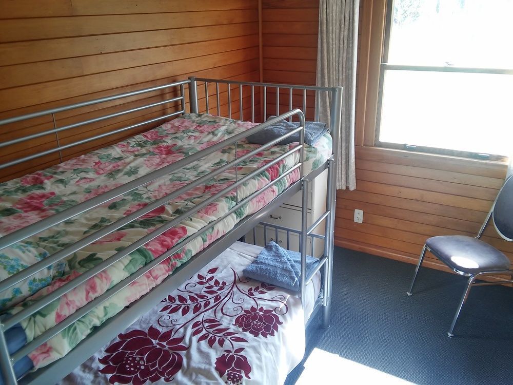 Waiau Motor Camp & Cabins Екстериор снимка