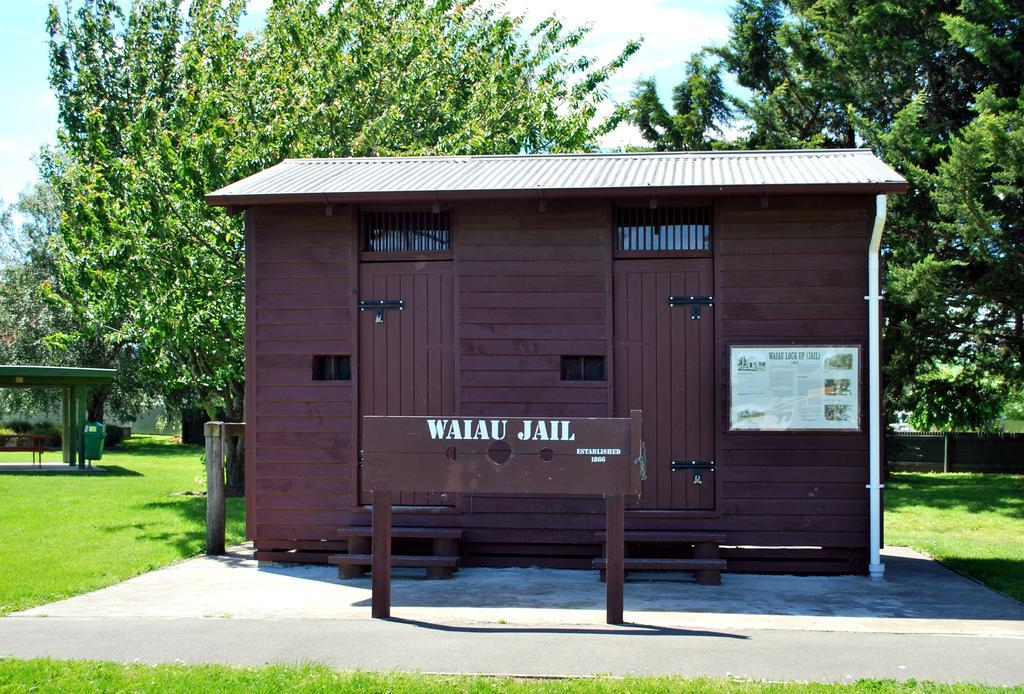 Waiau Motor Camp & Cabins Екстериор снимка