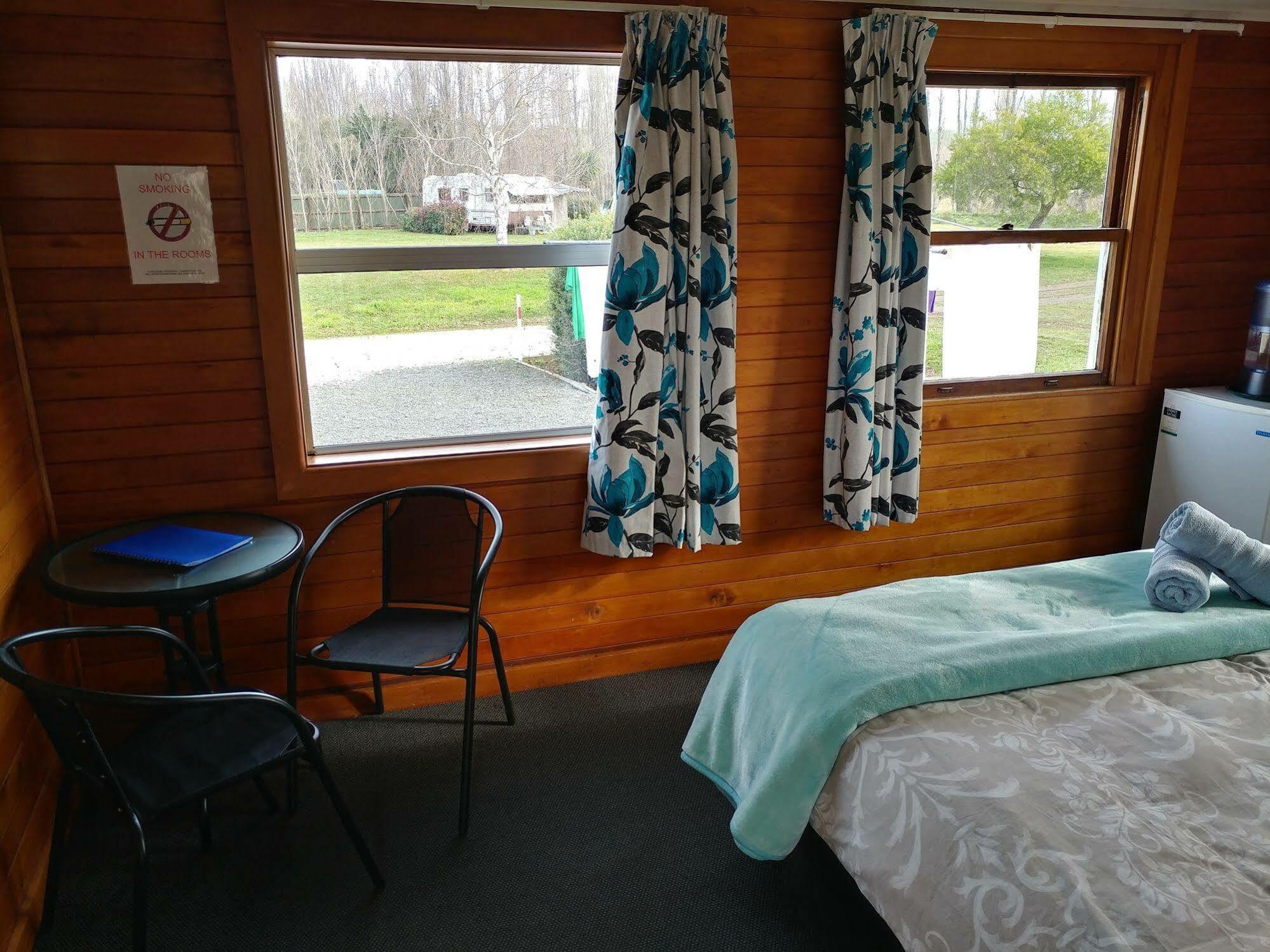 Waiau Motor Camp & Cabins Екстериор снимка