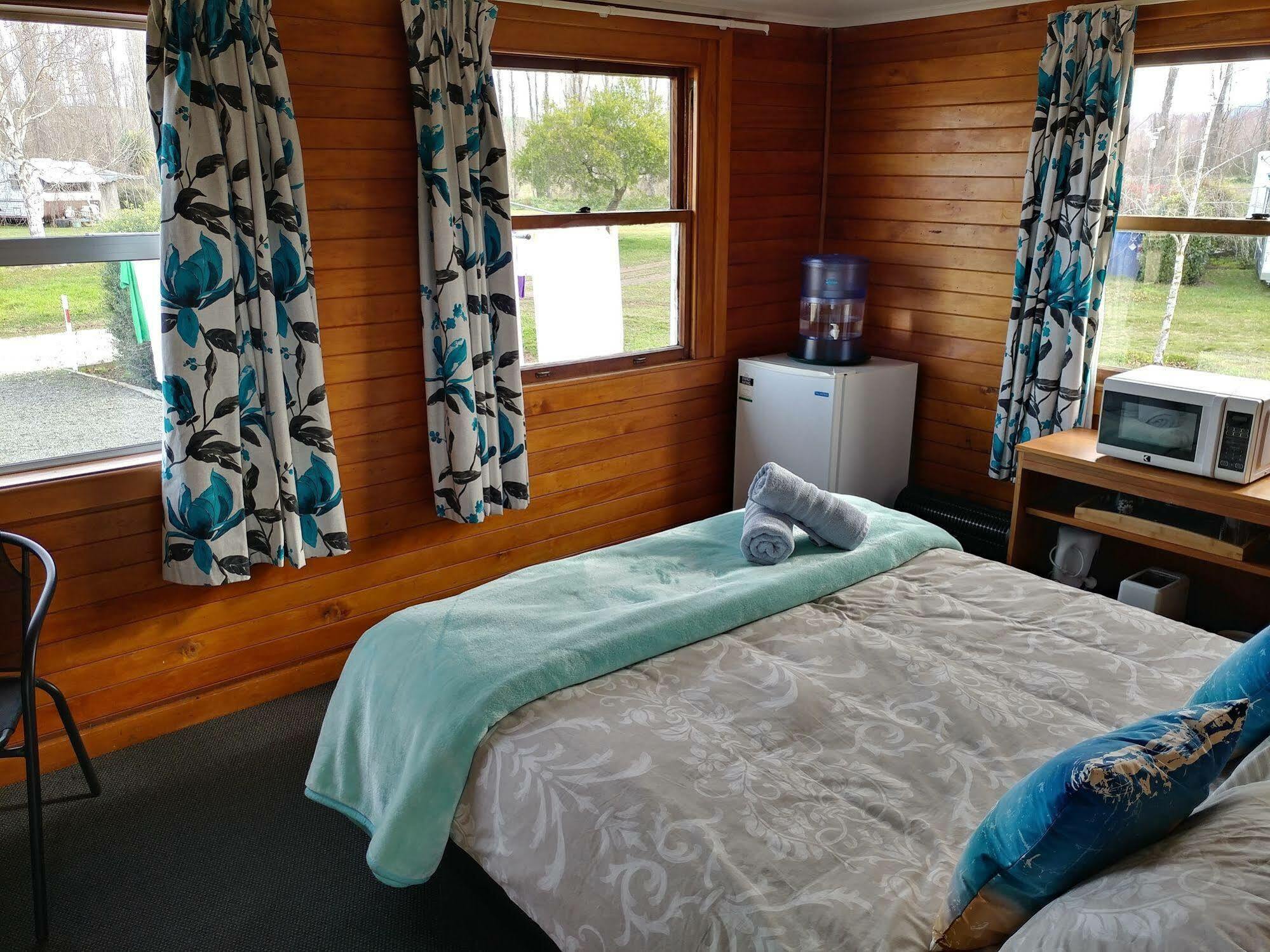 Waiau Motor Camp & Cabins Екстериор снимка