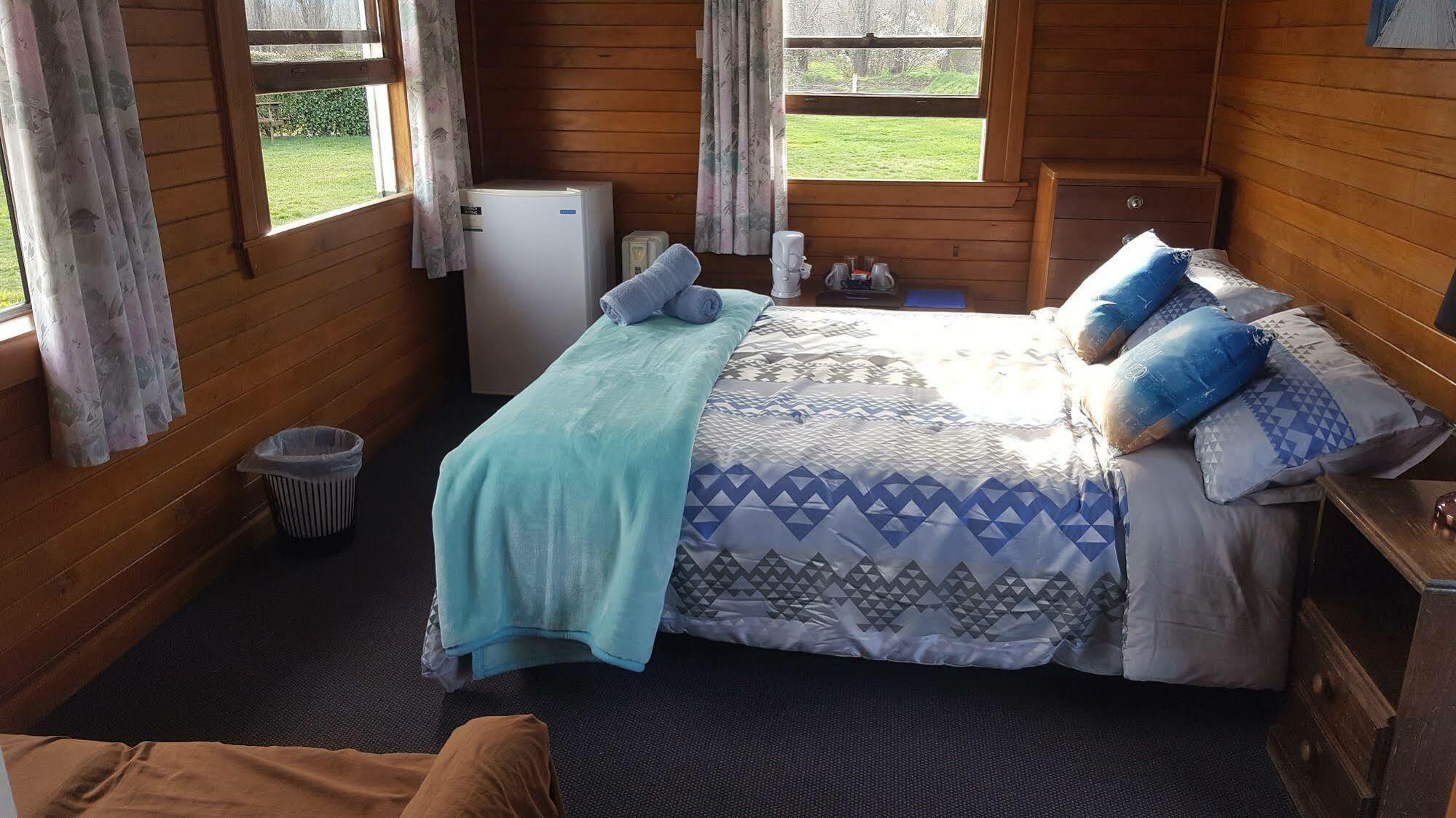 Waiau Motor Camp & Cabins Екстериор снимка