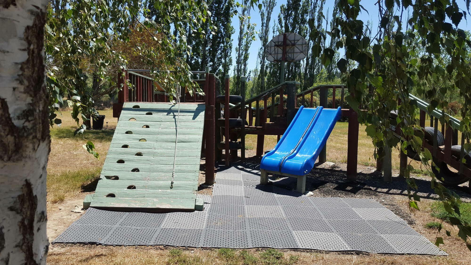 Waiau Motor Camp & Cabins Екстериор снимка